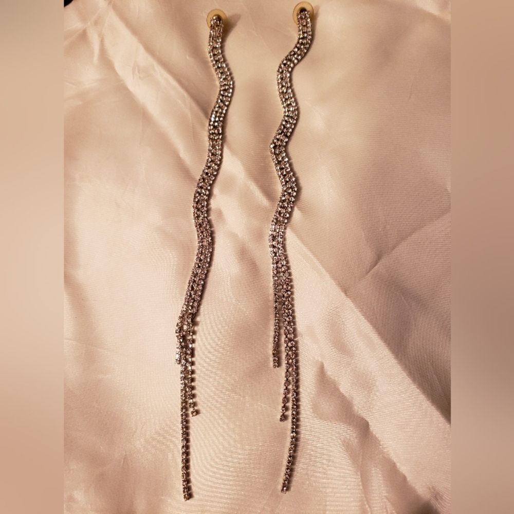 Rhinestone Tassel-Shoulder Duster Earrings 9 1/2" NEW, Very Bling